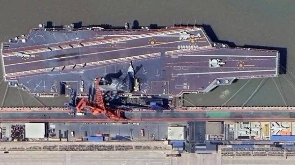 云配资 福建舰年底服役？三艘“巨无霸”轮班，解放军要下怎样一盘大棋